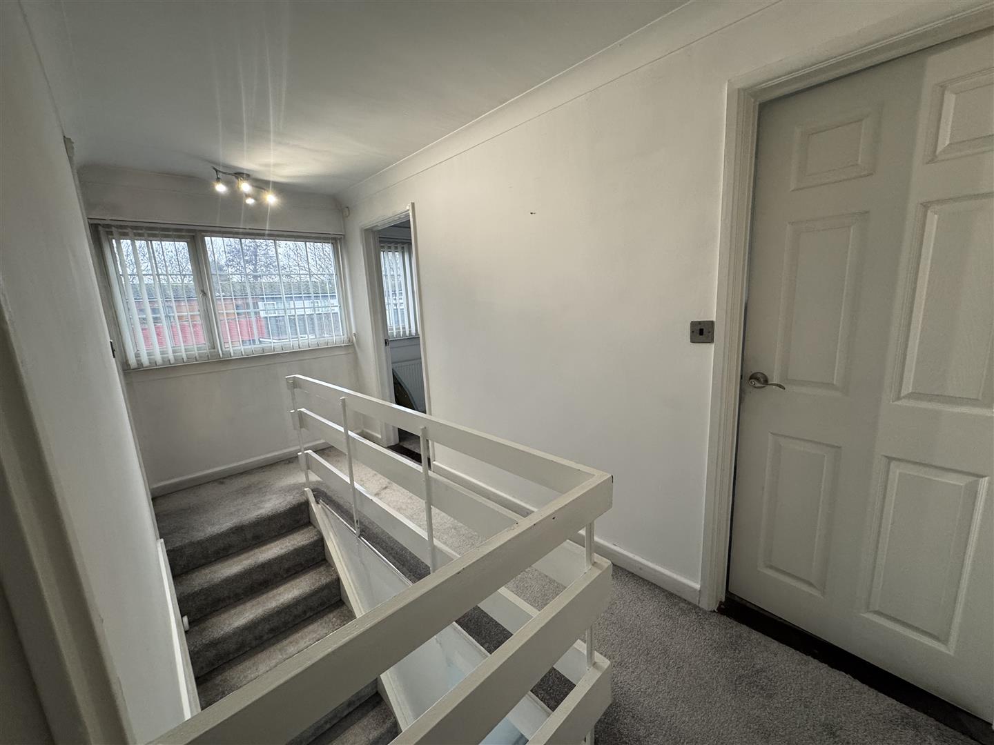 CKyKliTnRkmKXvIQcek ug