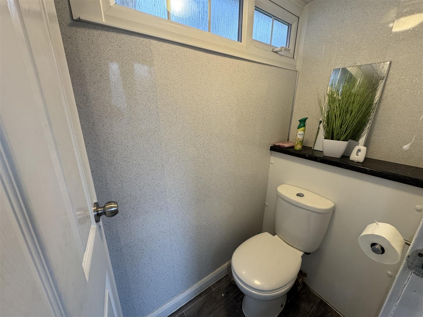 b9BX4TLmz0ioymB9FAtNzg