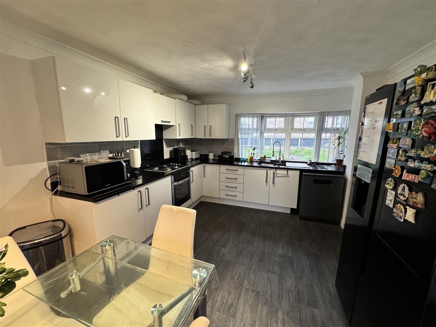 g9sHJJN84E2R4y0bWLtKVw